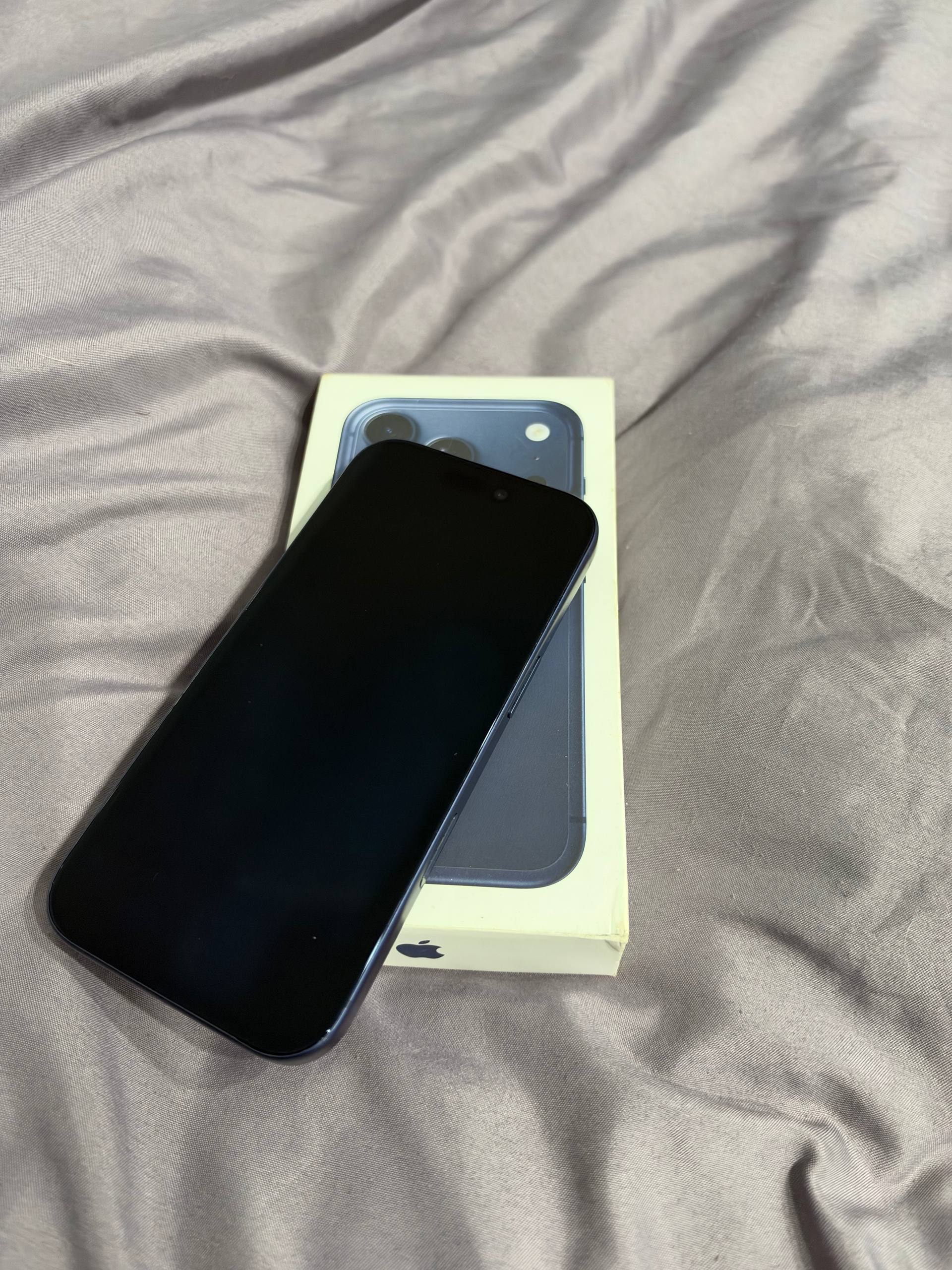 Apple iPhone 17 Pro eSIM 256 ГБ