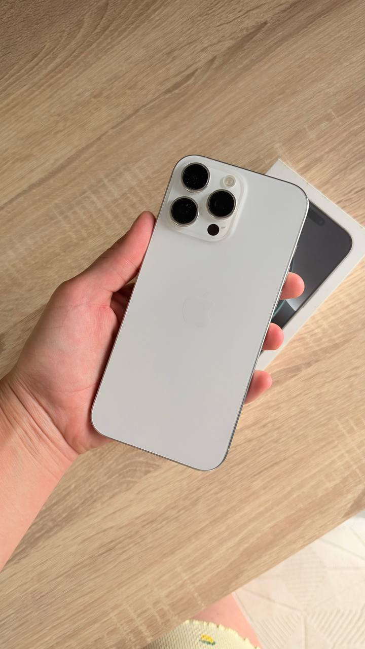 iPhone 16 Pro Max 256 ГБ
