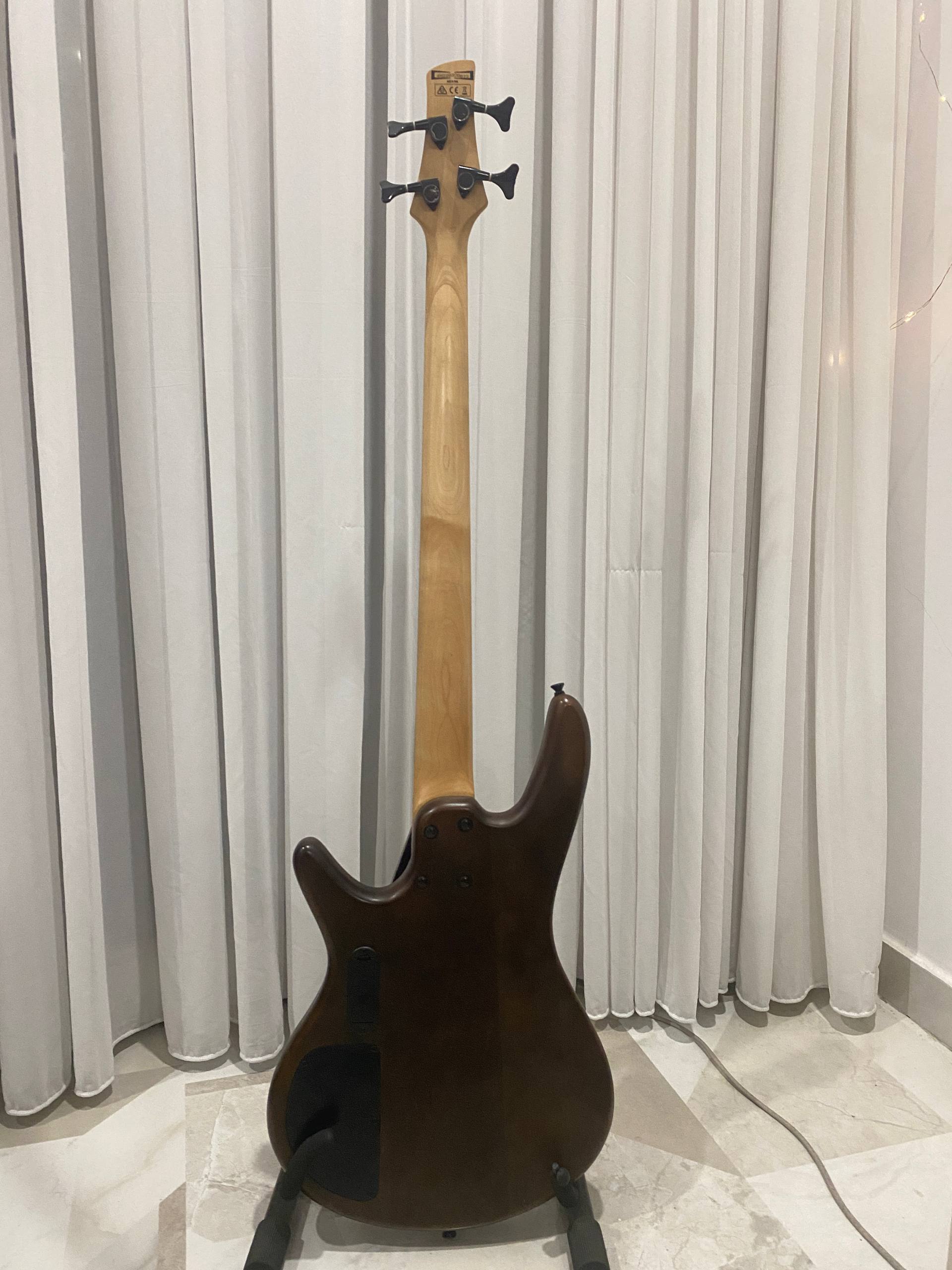Бас-гитара Ibanez GSR200B GIO