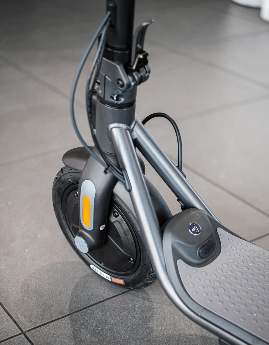 Электросамокат Ninebot Segway F25I