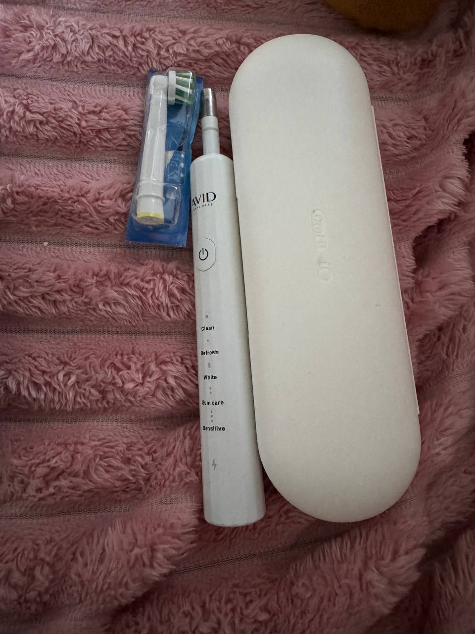 Электрическая зубная щетка Philips Sonicare ProtectiveClean 4300 HX6800
