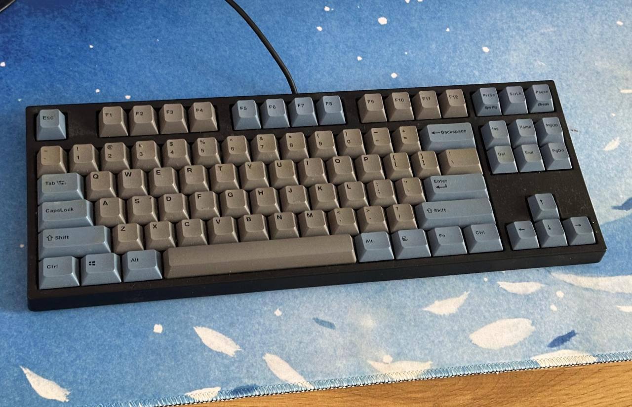 Механическая клавиатура Leopold FC750