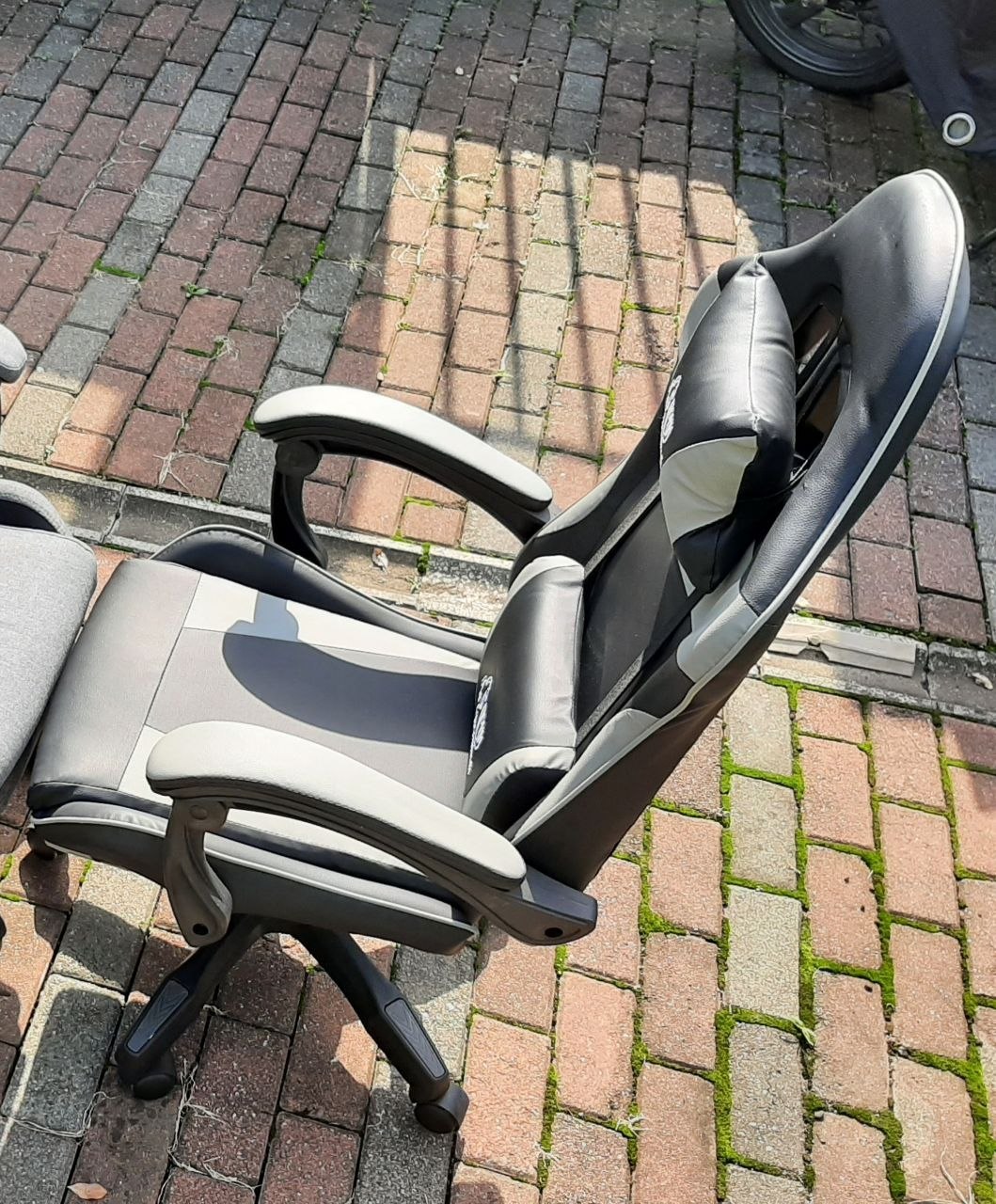 Игровое кресло геймерское