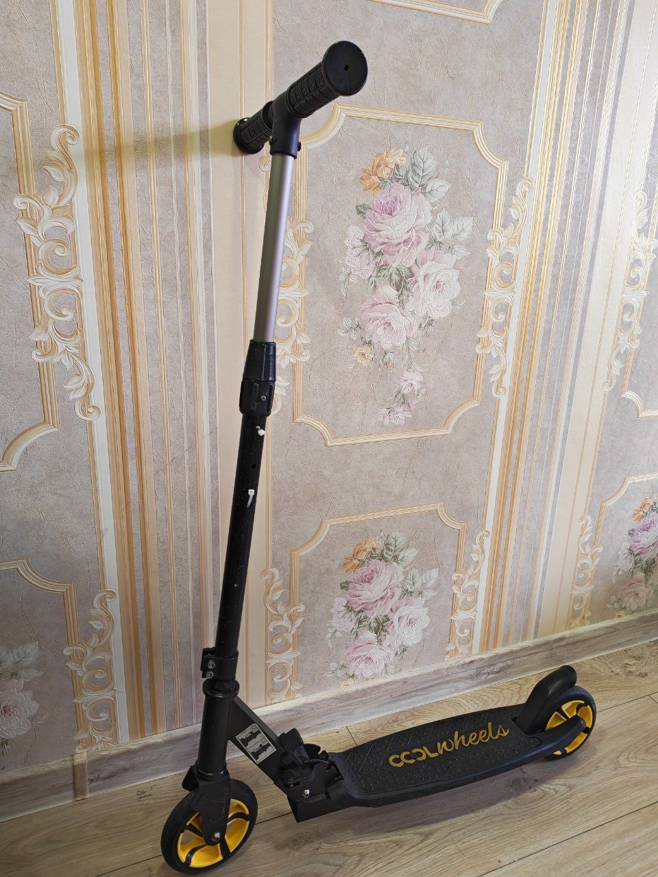 Самокат Cool Wheels складной