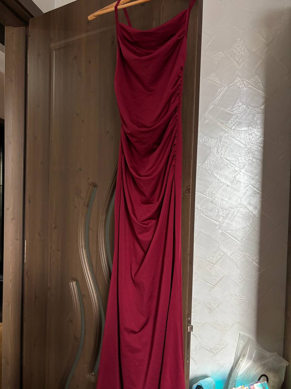 Красное платье XS