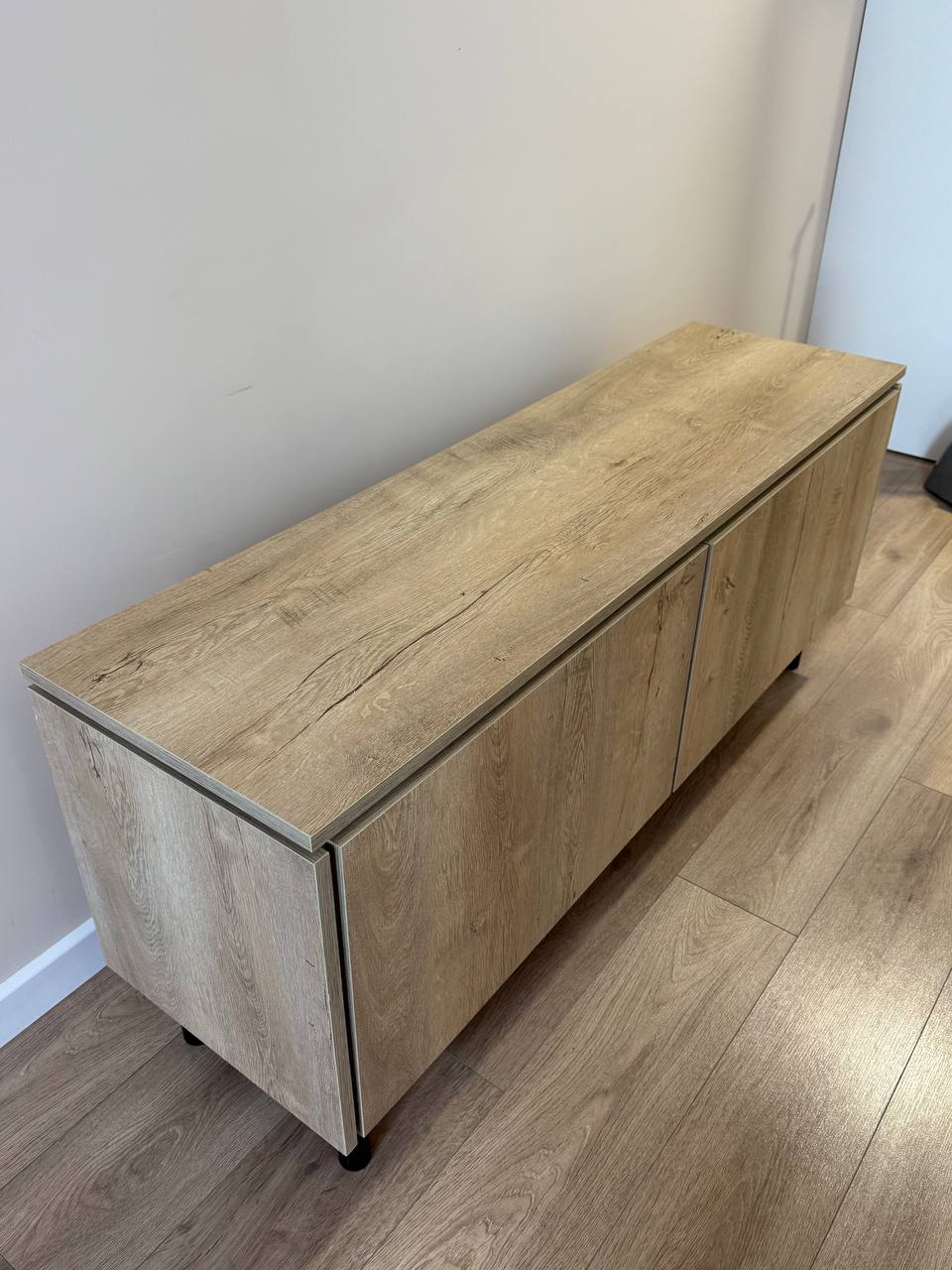 ТВ шкаф 140x40x60 см