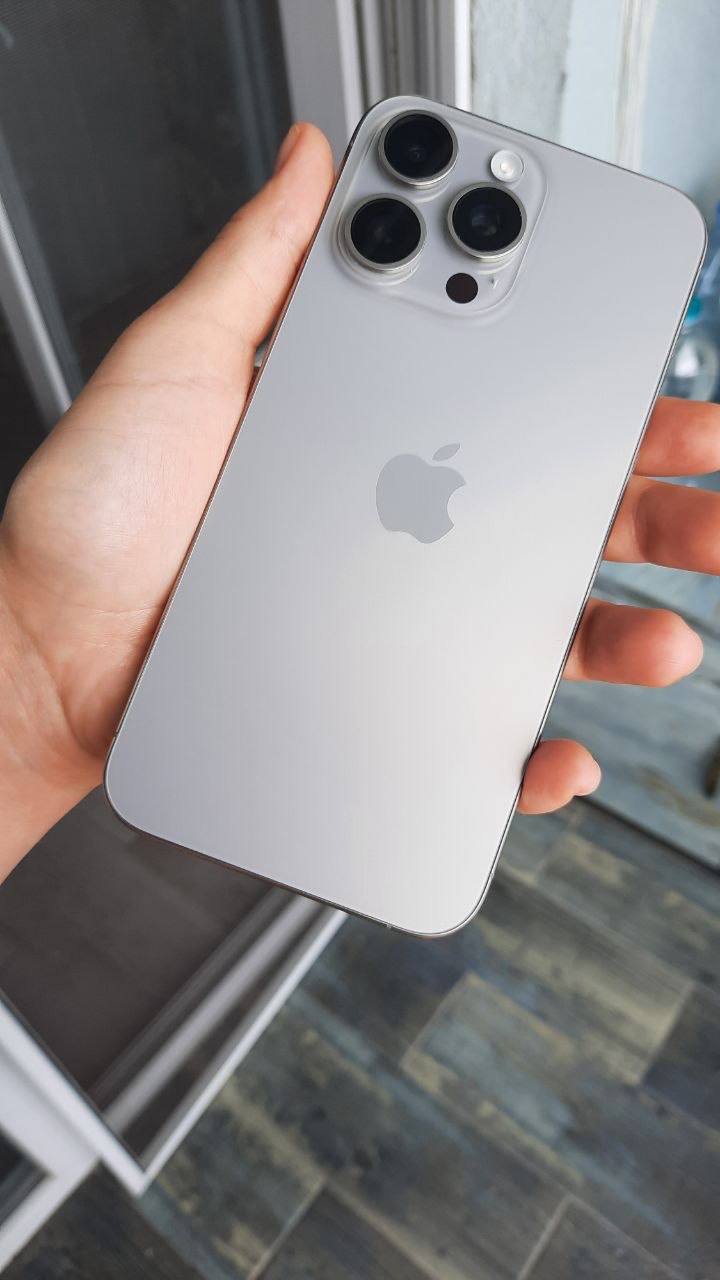 iPhone 15 Pro Max 512GB Natural Titanium