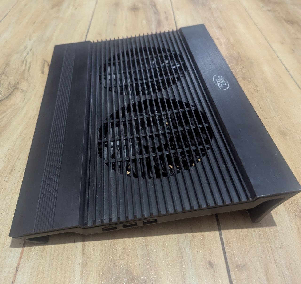 Охлаждающая подставка DeepCool N8 Black