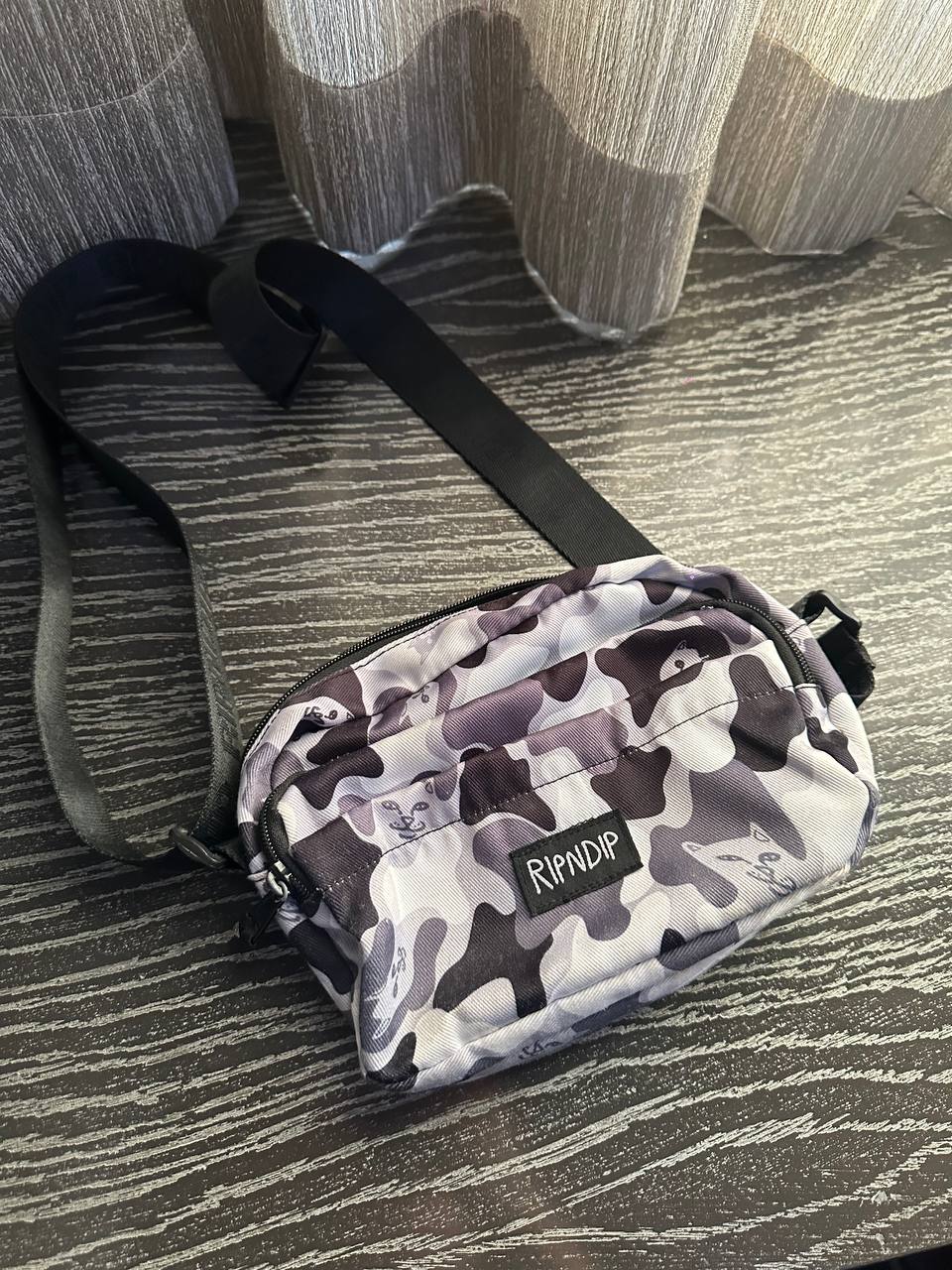Сумка через плечо RIPNDIP камуфляж