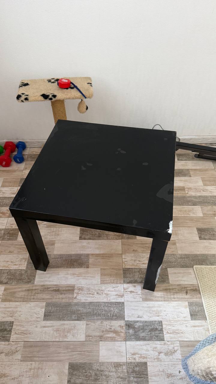 Столик IKEA 55x55