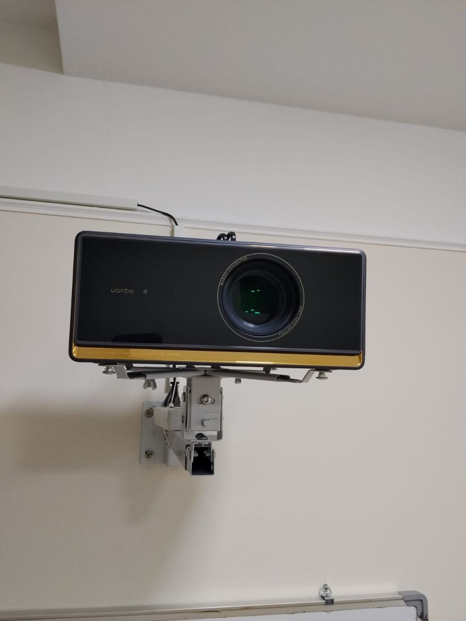 Проектор Wanbo X5 Pro