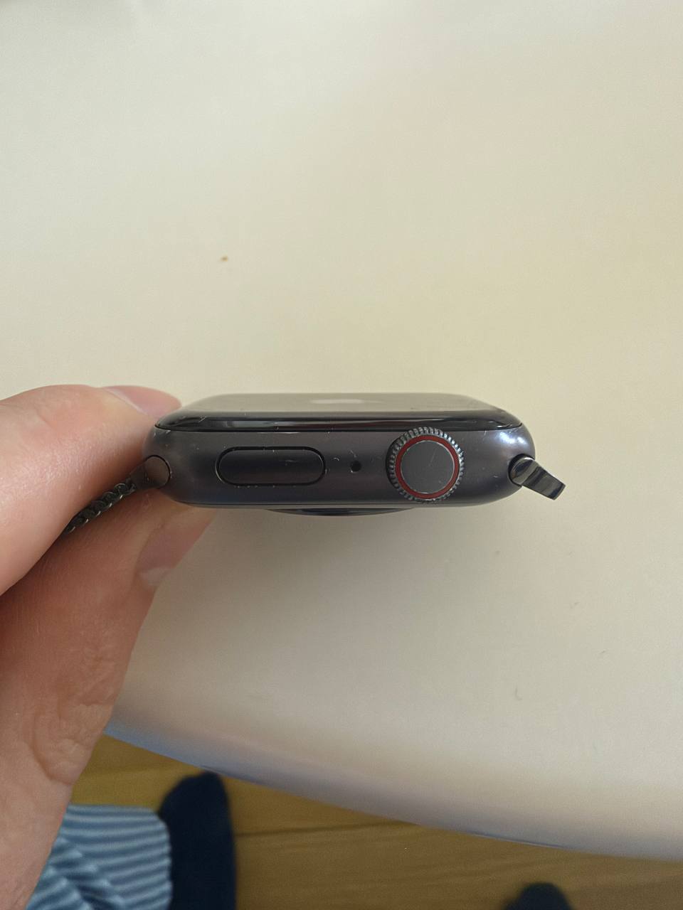 Apple Watch SE, батарея 92%