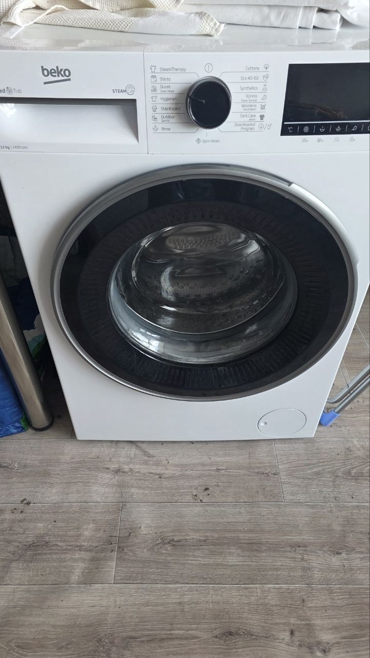 Стиральная машина BEKO 12 кг полупрофессиональная