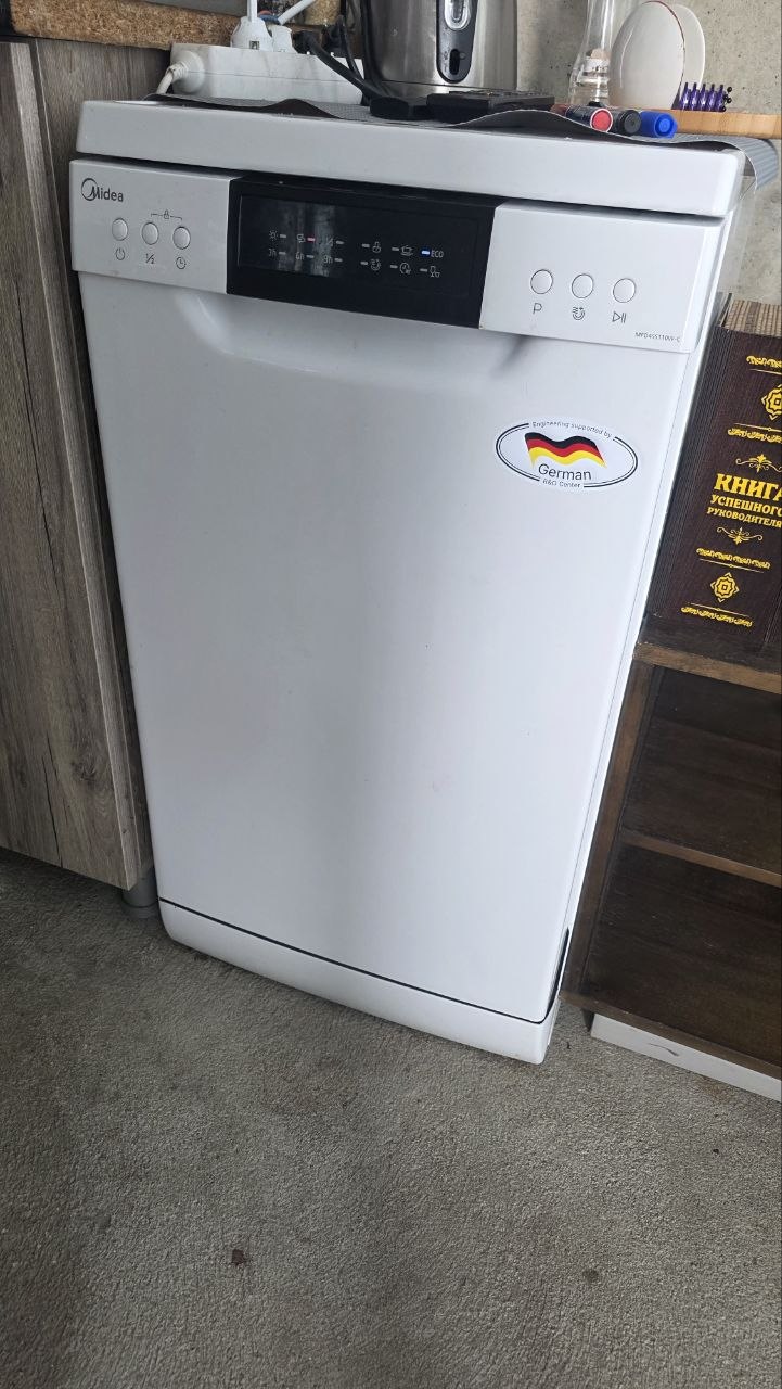 Посудомоечная машина Midea