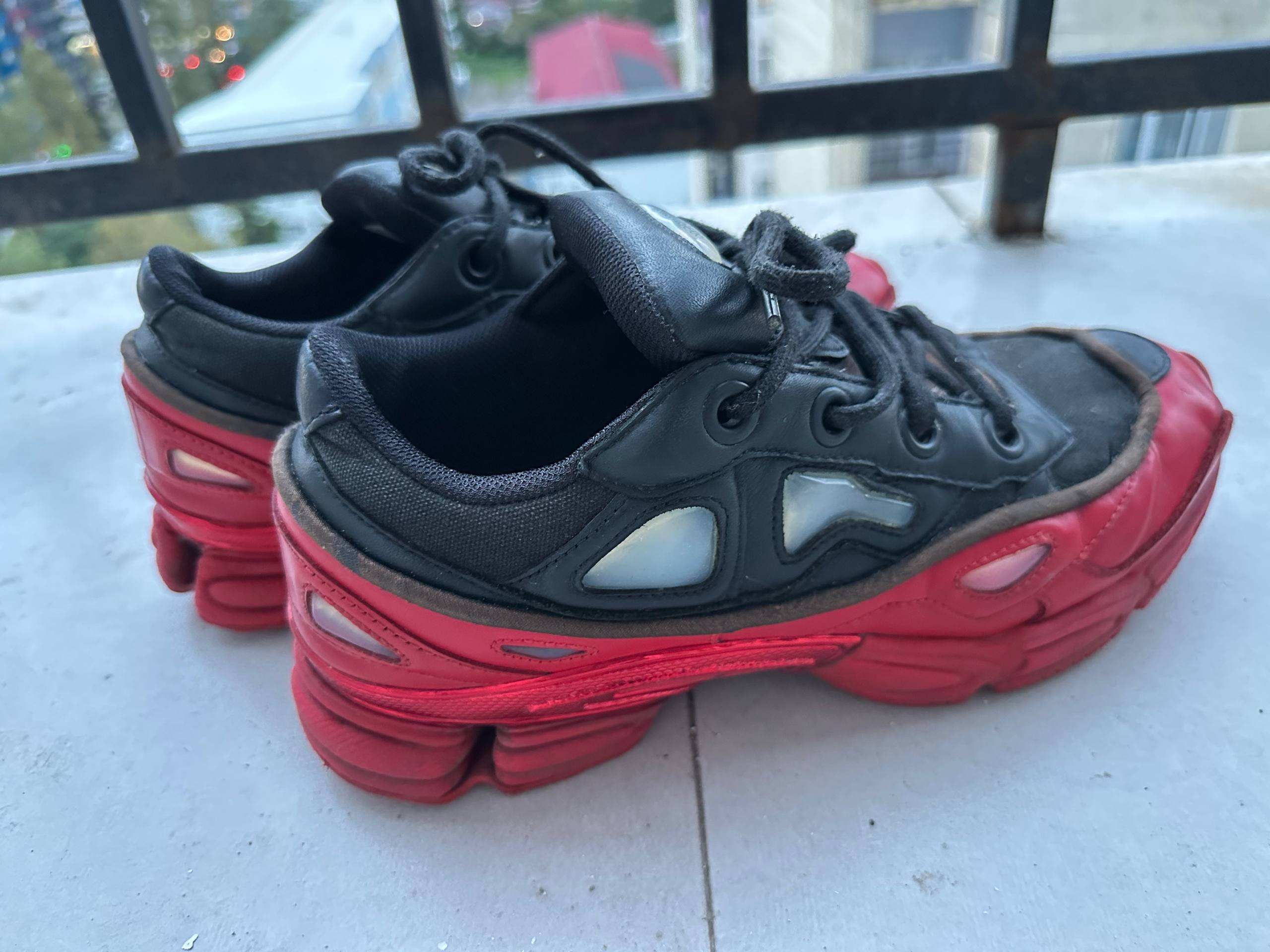 Adidas x Raf Simons Ozweego III (Core Black / Scarlet)