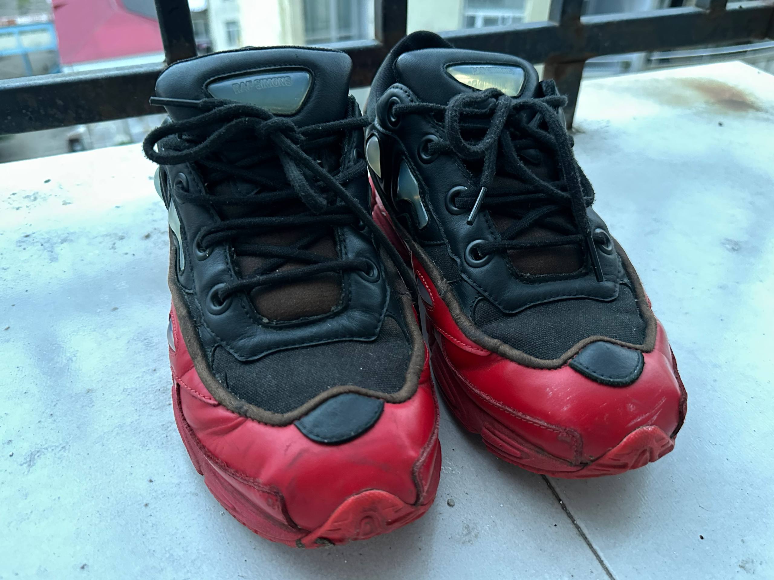Adidas x Raf Simons Ozweego III (Core Black / Scarlet)