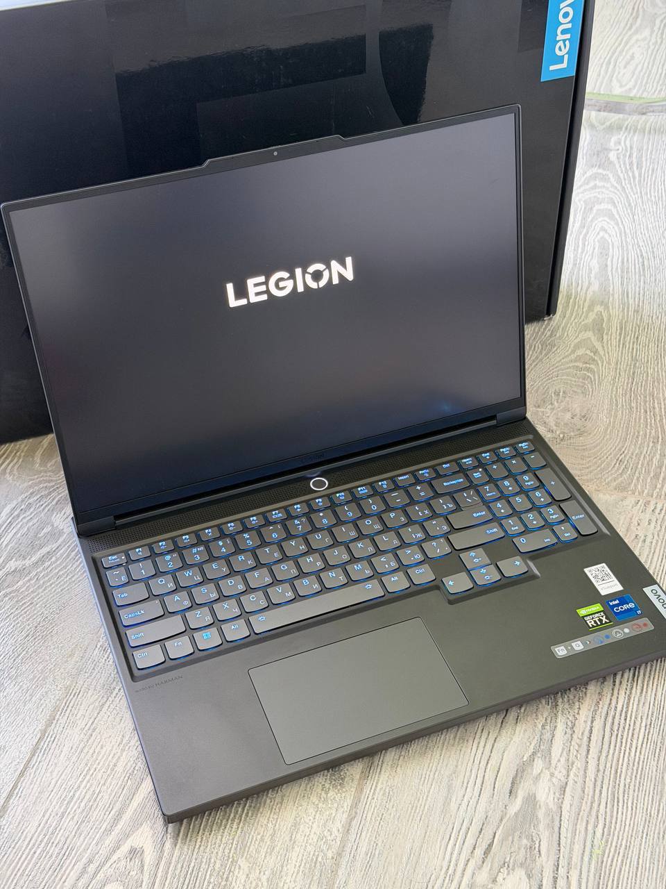 Ноутбук Lenovo Legion S7 (i7-12700H, RTX 3050 Ti, 16 ГБ DDR5, 512 ГБ SSD)