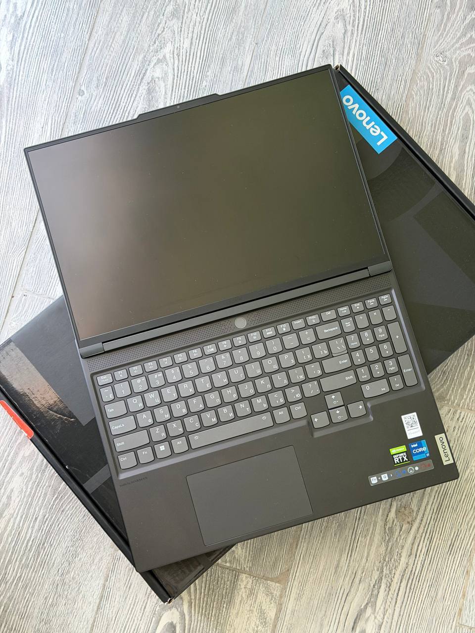 Ноутбук Lenovo Legion S7 (i7-12700H, RTX 3050 Ti, 16 ГБ DDR5, 512 ГБ SSD)