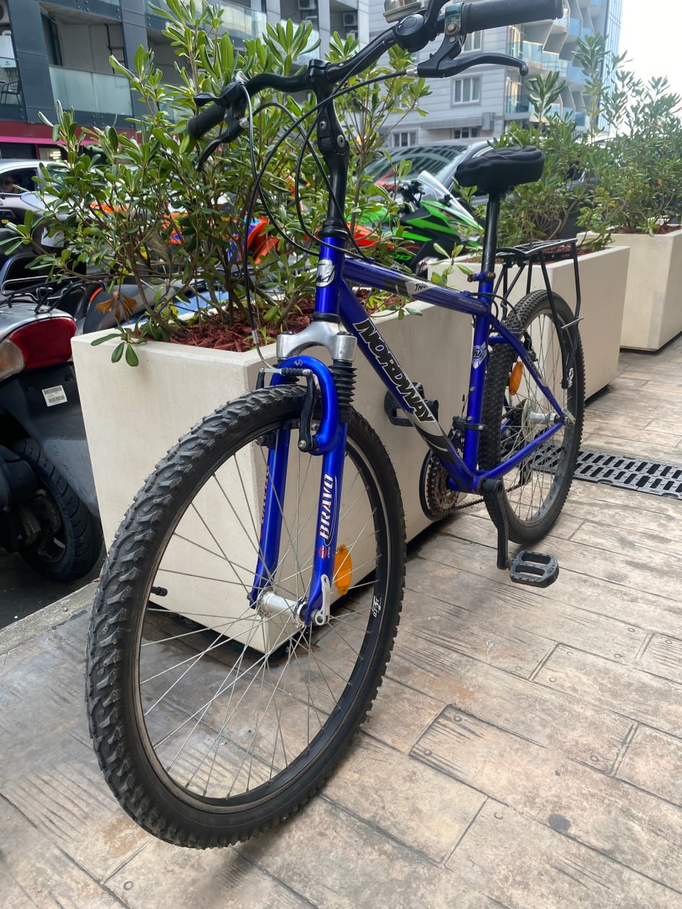 Велосипед 26" рама 18,5" 21 скорость Shimano