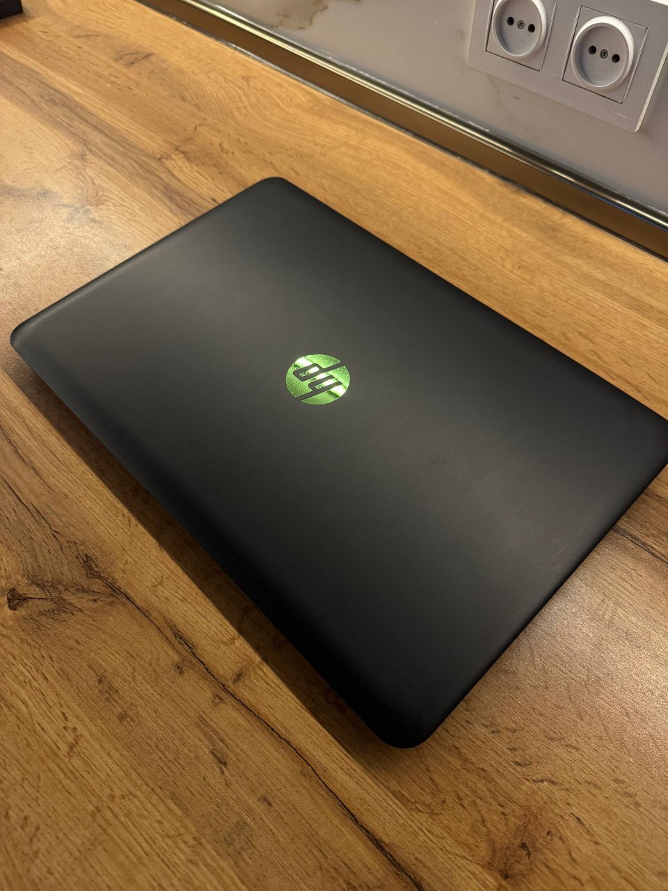 Ноутбук HP Pavilion 15-bc52ur (i7-9750H, GTX 1050, 512GB SSD)