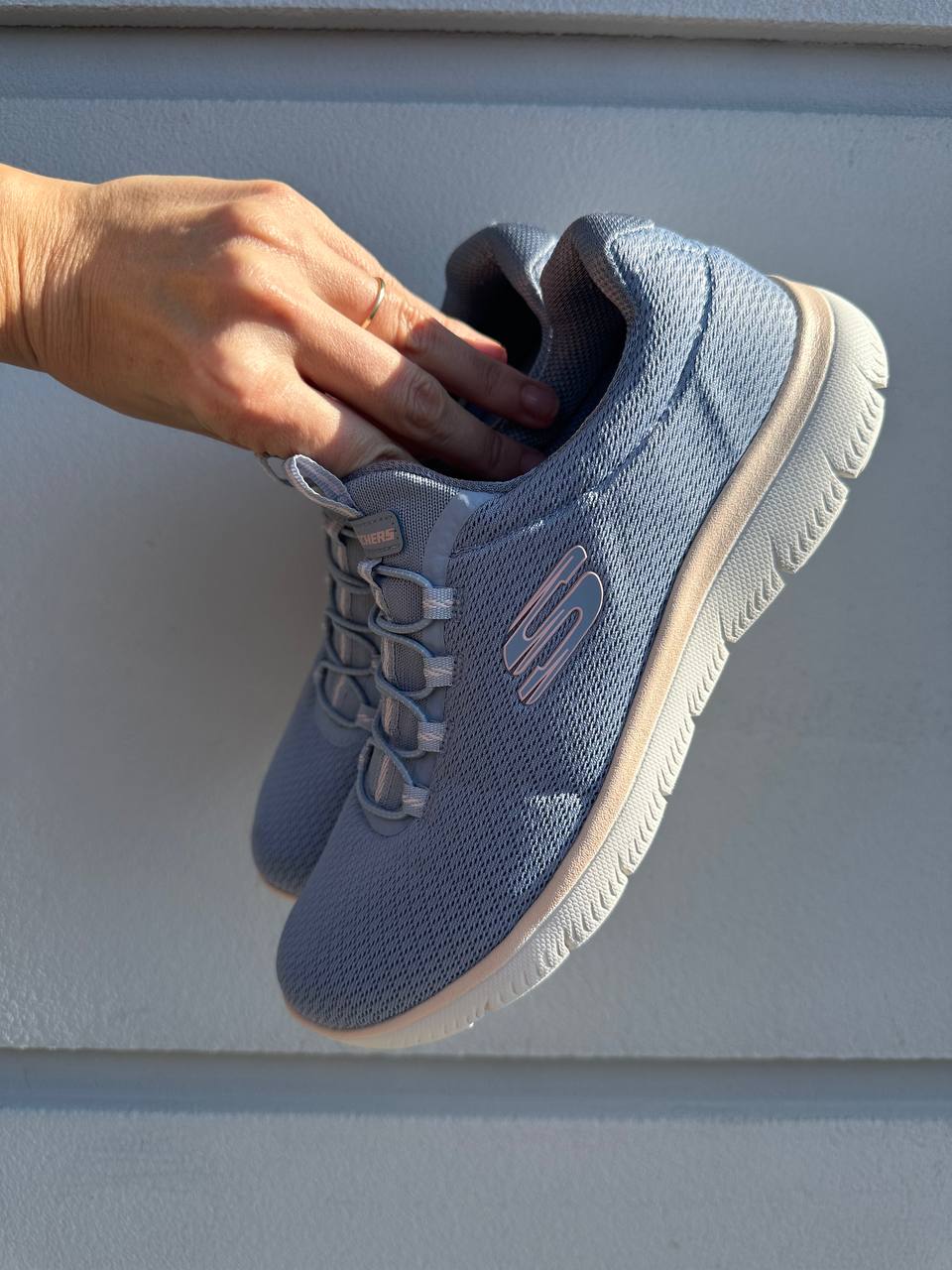Кроссовки Skechers новые, 37 размер