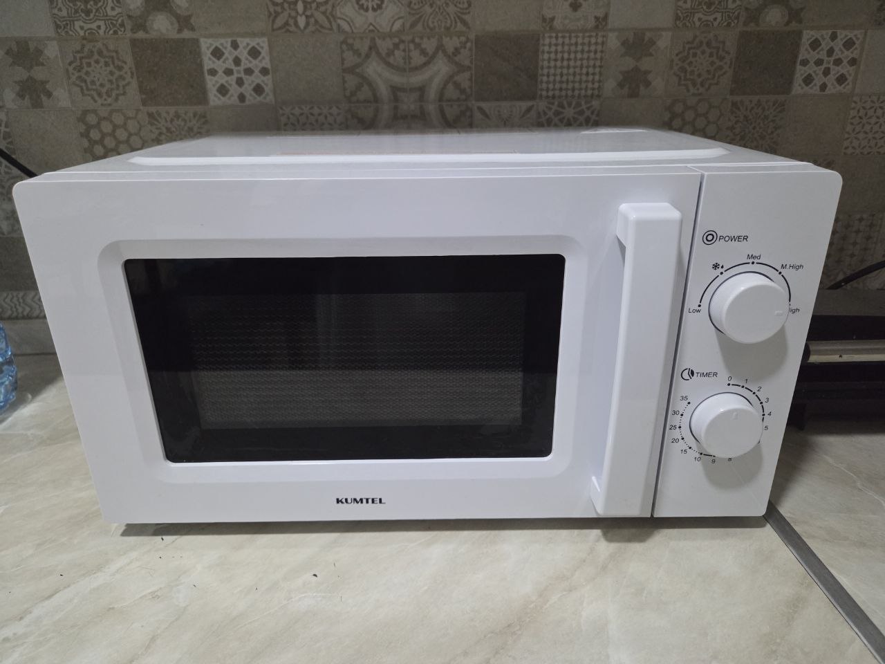 Микроволновая печь KUMTEL 20 л, 700 Вт