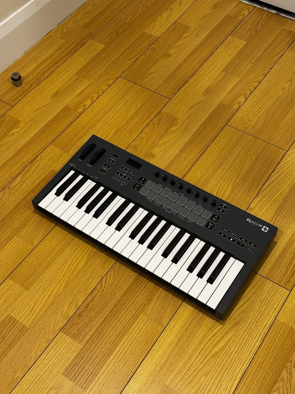MIDI-клавиатура Novation FLkey 37