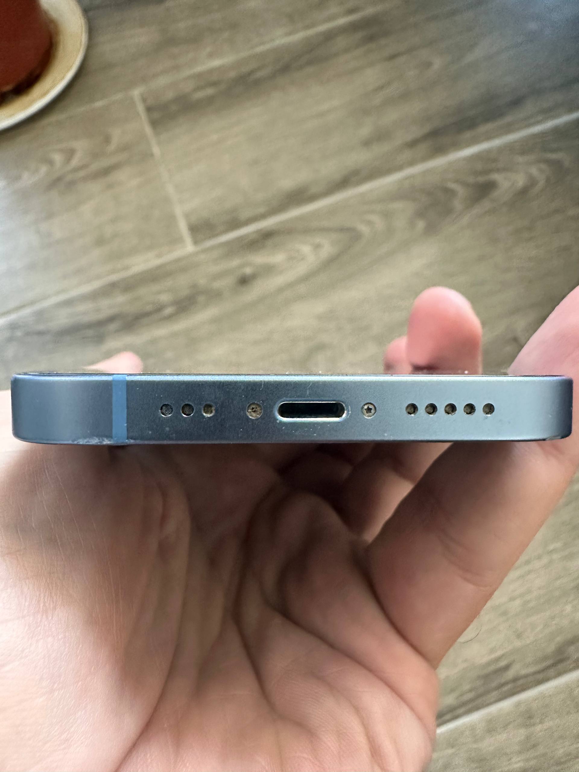 iPhone 14 128 ГБ голубой