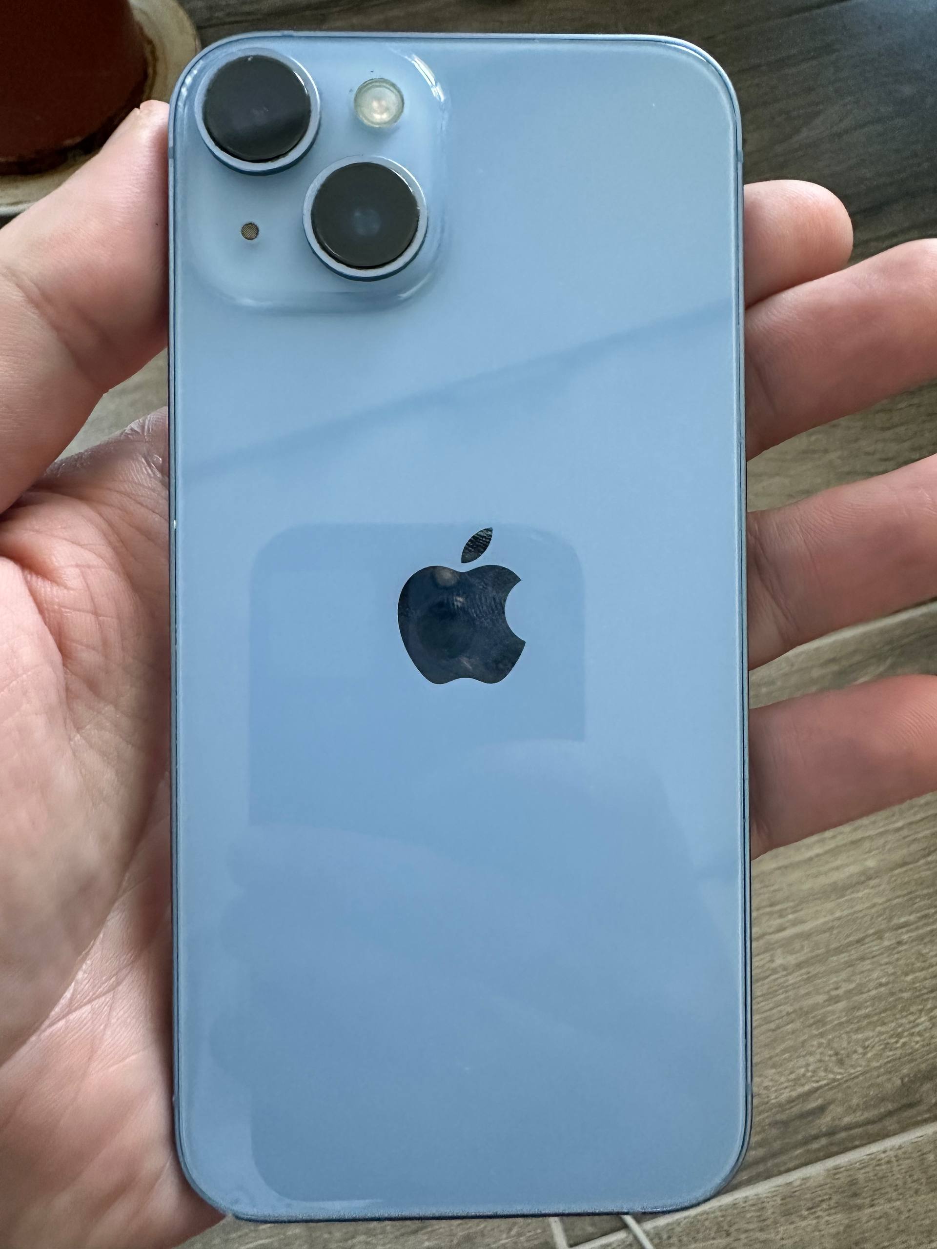 iPhone 14 128 ГБ голубой