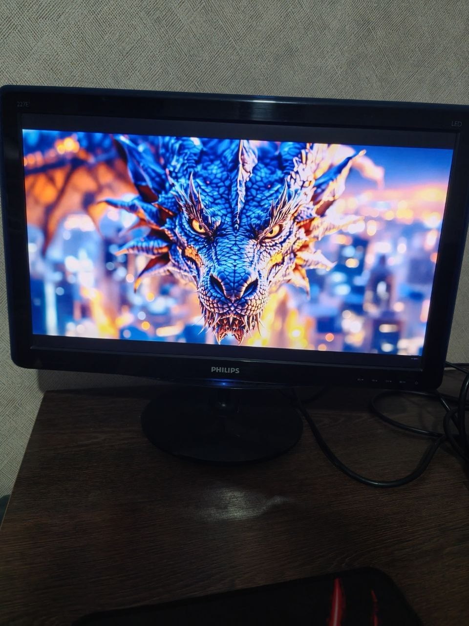 Монитор Philips 227E3LSU 22" Full HD