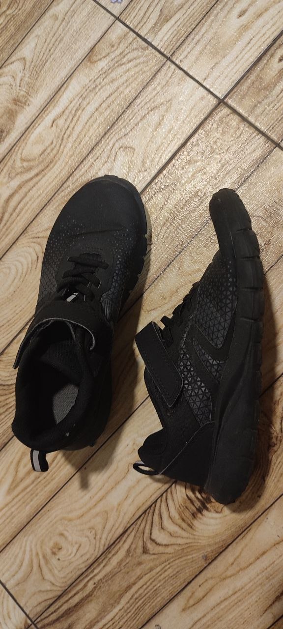 Кроссовки Decathlon 38 размер