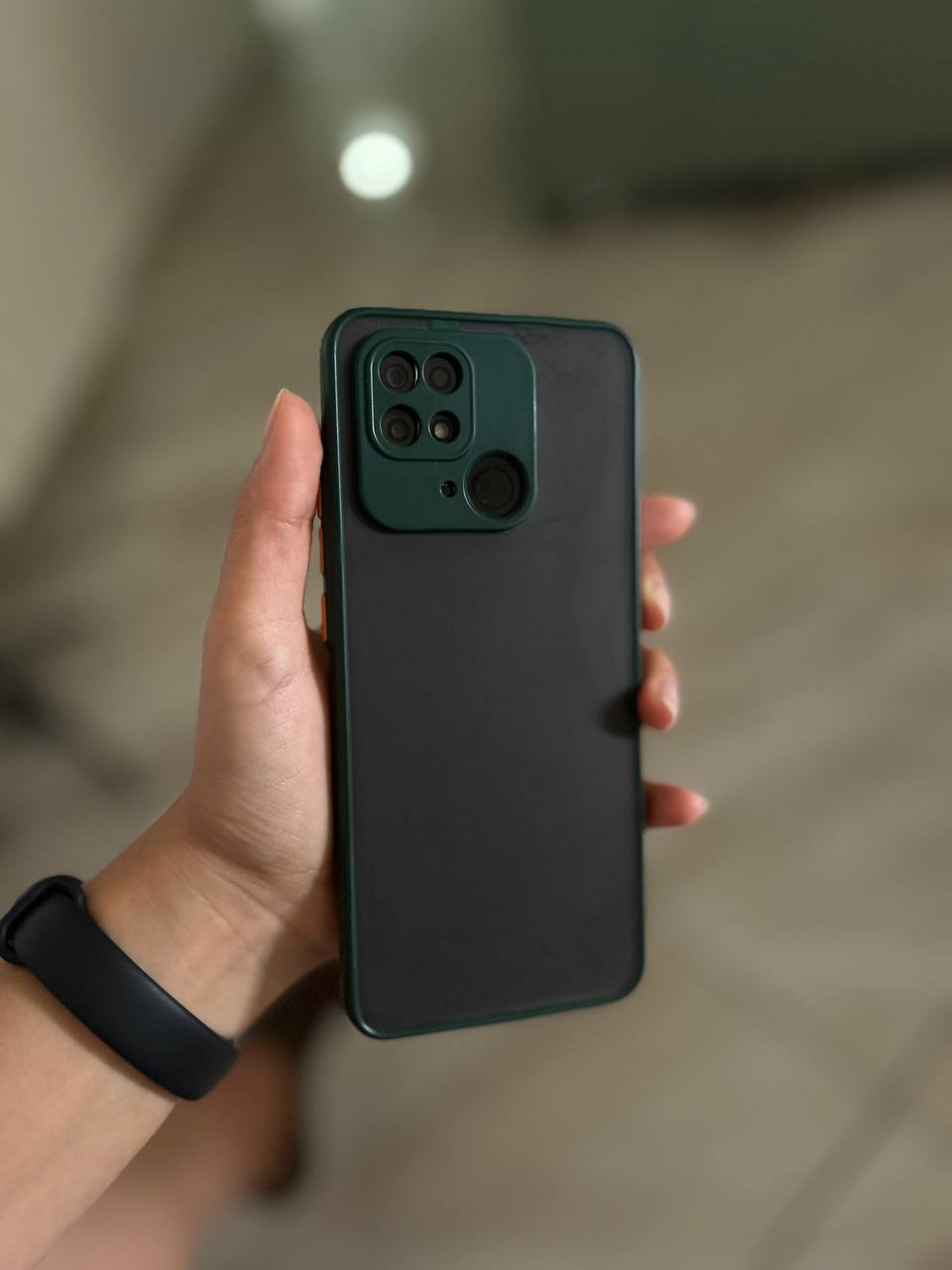 Xiaomi Redmi 10C с чехлом
