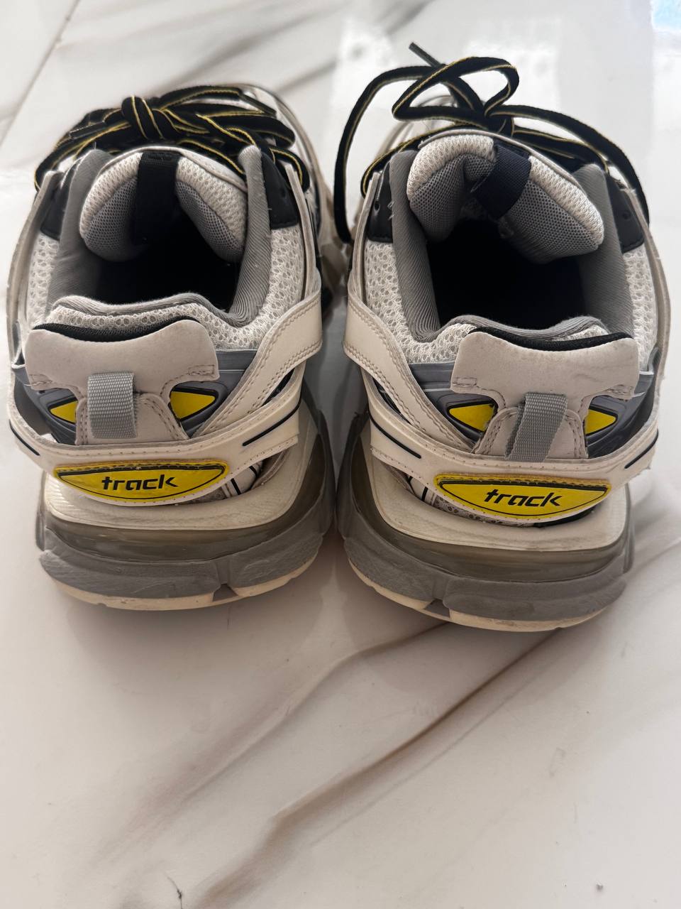 Balenciaga кроссовки на стопу 26 см