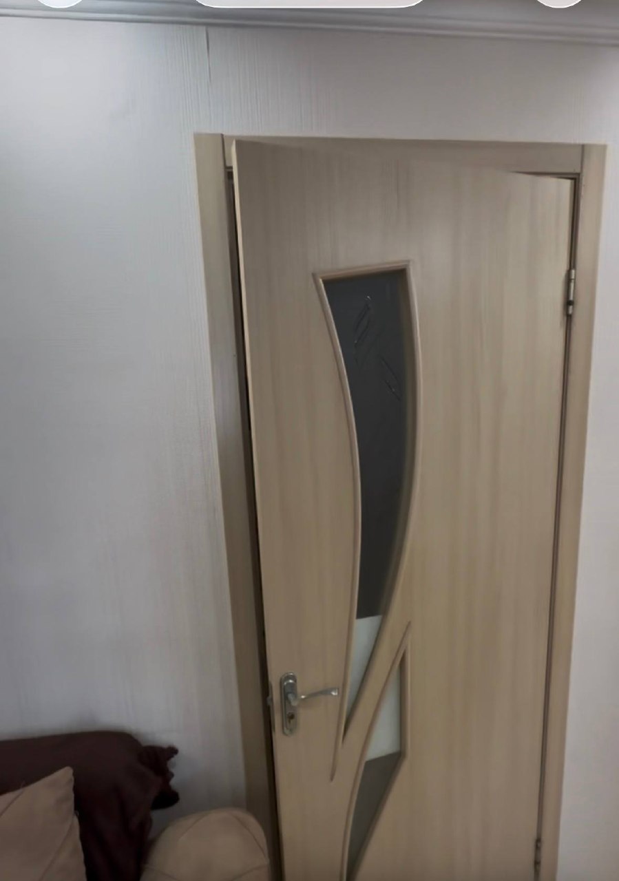 Межкомнатные двери комплектом, 3 шт.