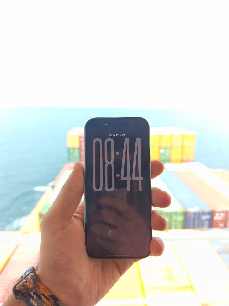 iPhone 17 256 ГБ + Apple Watch Series 8 32 ГБ (комплект)