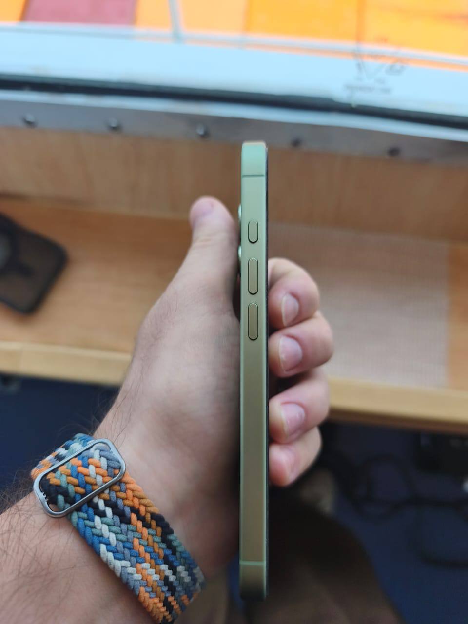 iPhone 17 256 ГБ + Apple Watch Series 8 32 ГБ (комплект)