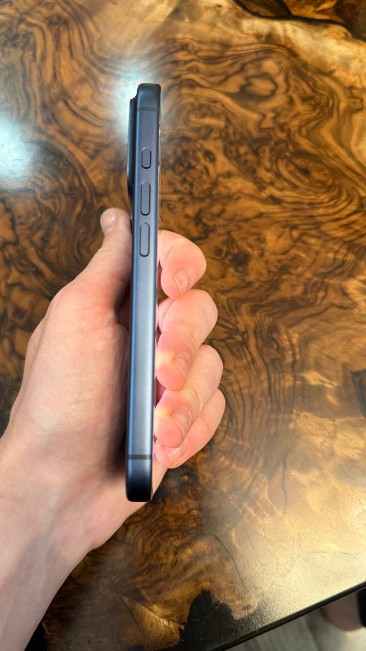 iPhone 17 Pro, eSIM, требуется замена стекла