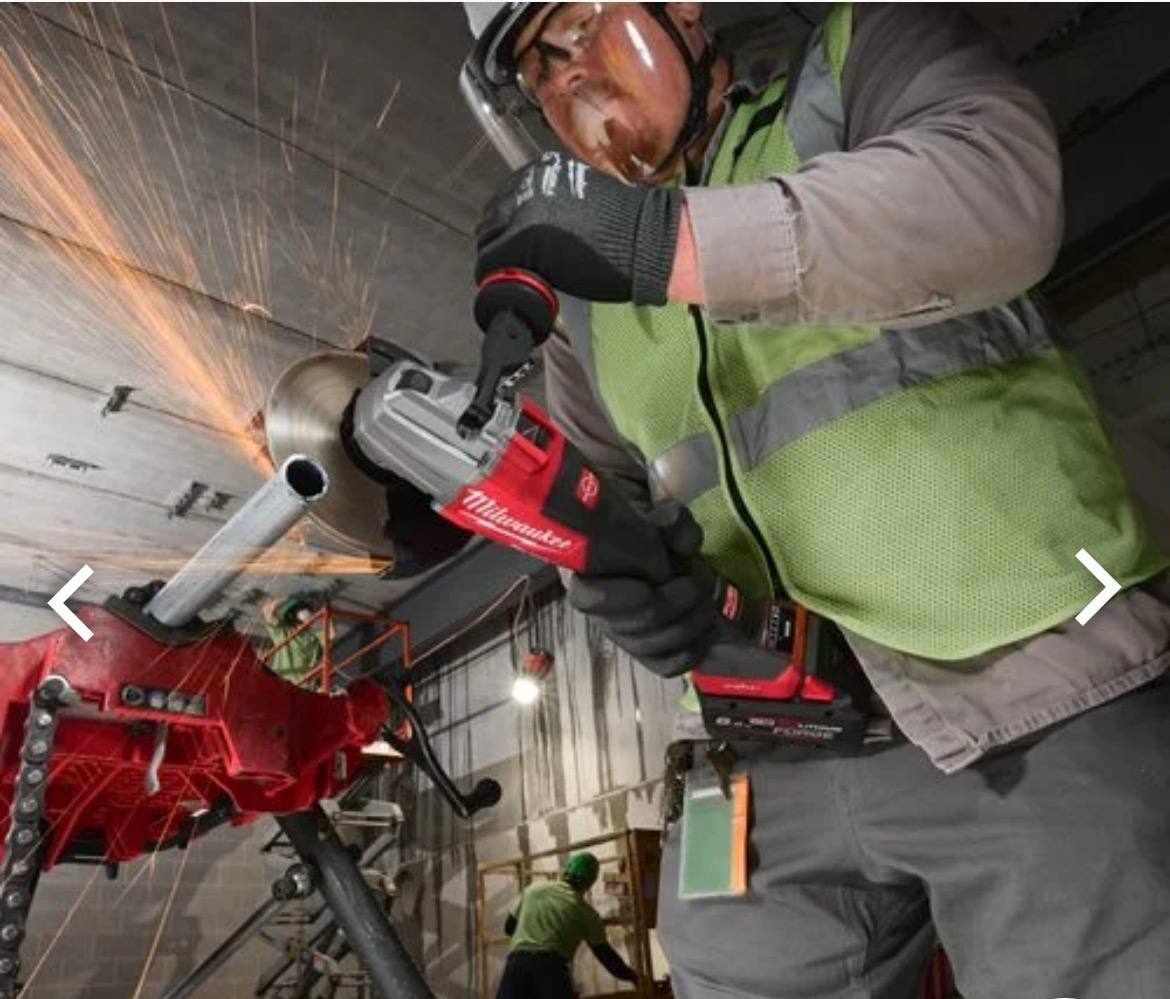 Milwaukee M18 FUEL CAG125XPDB аккумуляторная болгарка + 2 аккумулятора 9.0 Ah