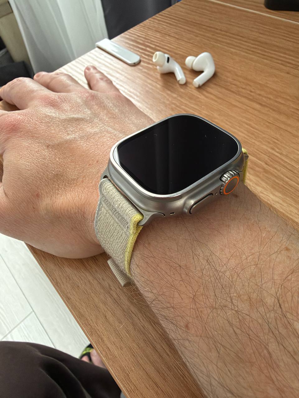 Apple Watch Ultra 49 мм Natural Titanium