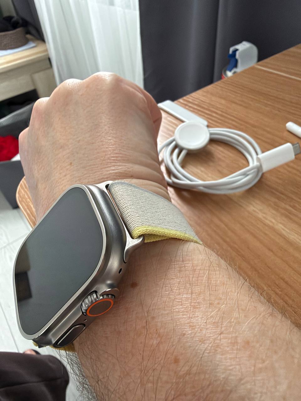 Apple Watch Ultra 49 мм Natural Titanium