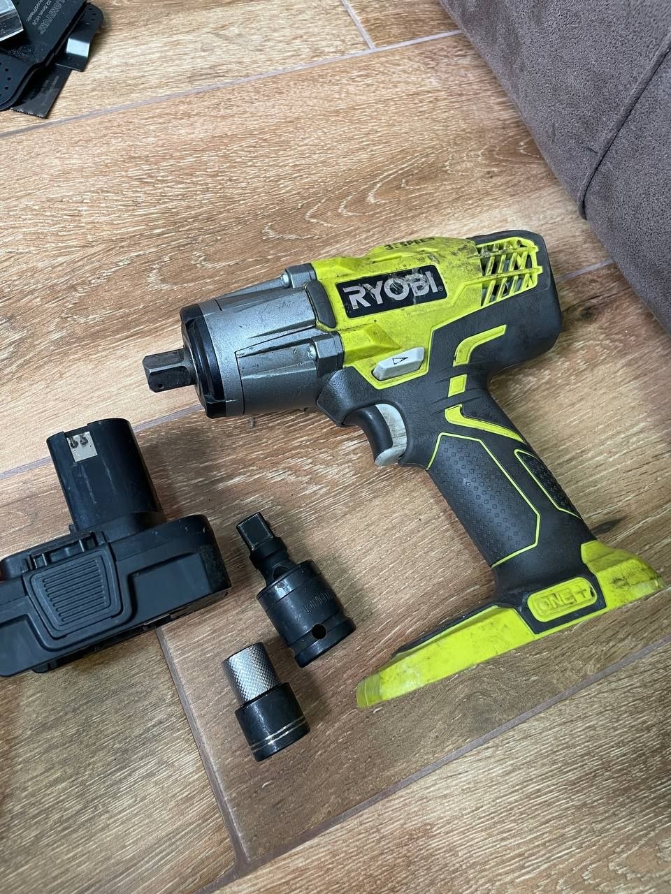 Ударный гайковёрт Ryobi ONE+ R18IW3 18V 1/2"