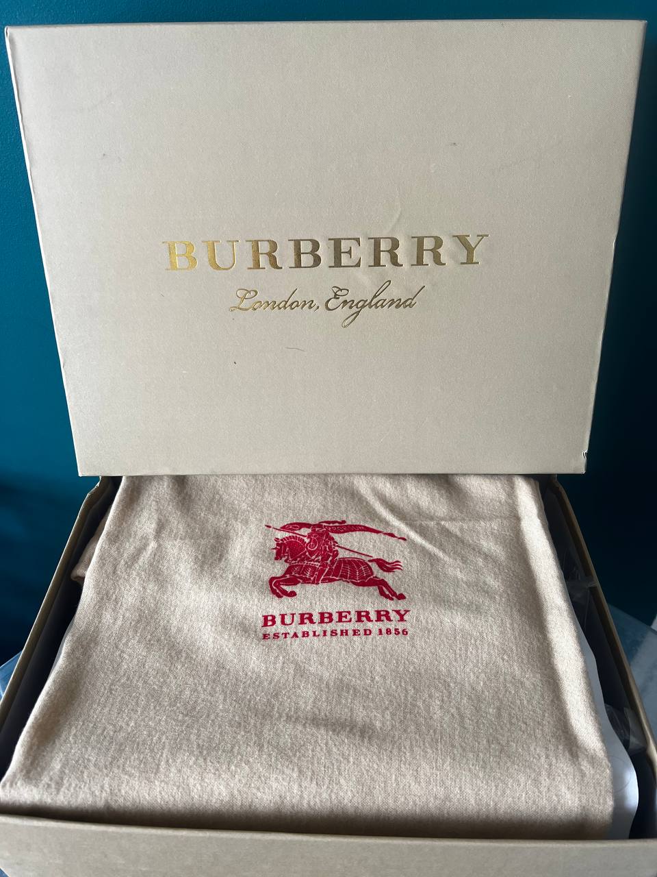 BURBERRY кроссовки, 43 EU, новые