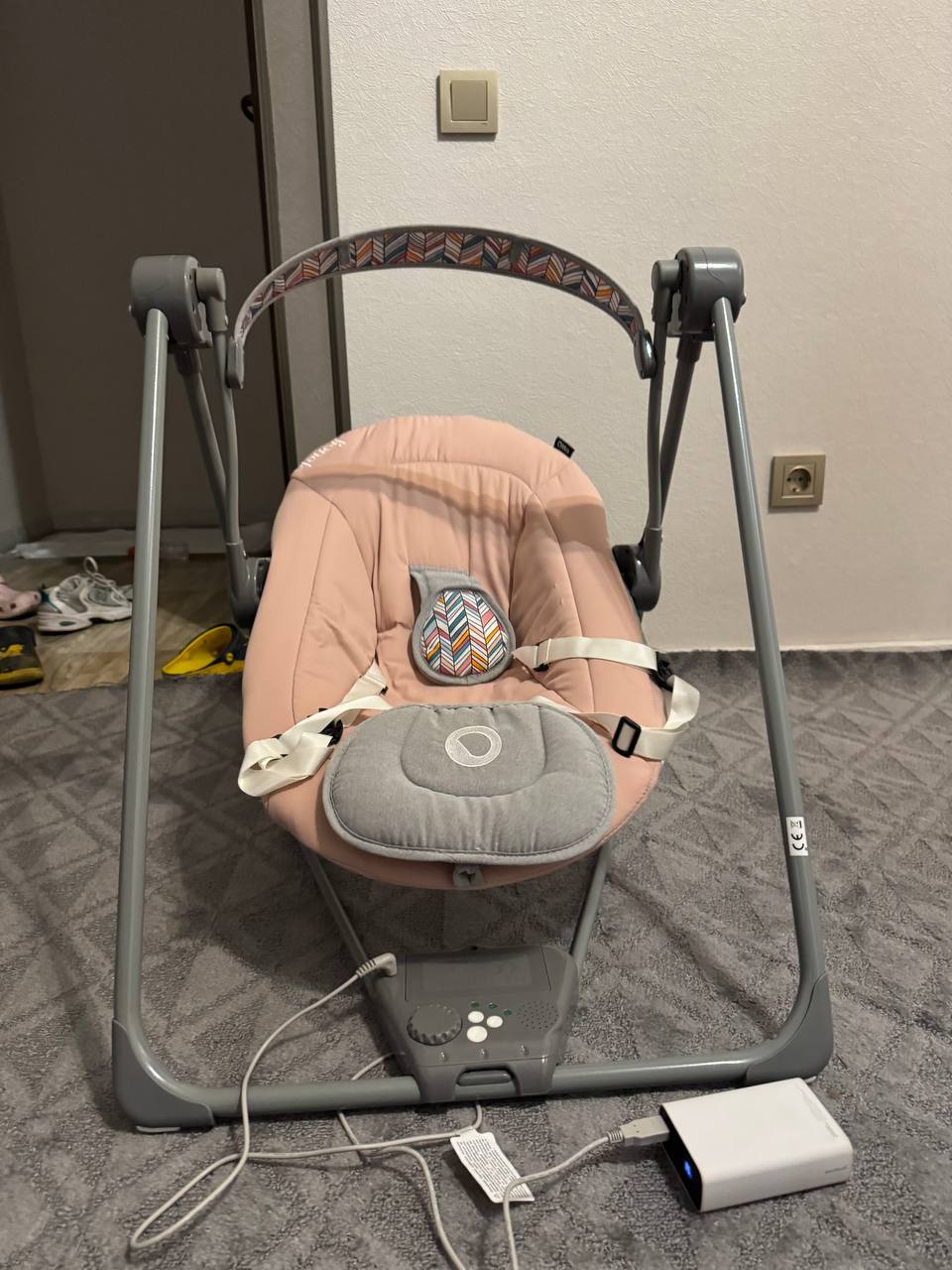 Электрокачели Lionelo Otto Pink Baby