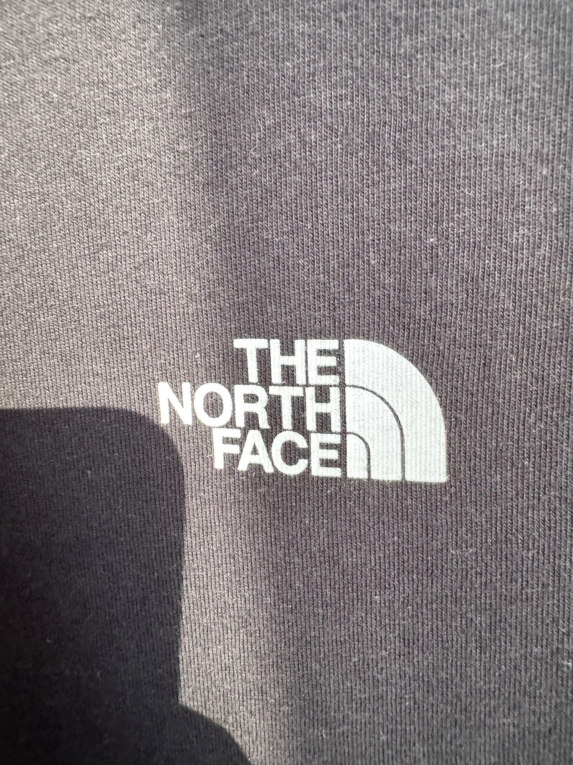 Футболка The North Face женская, размер L