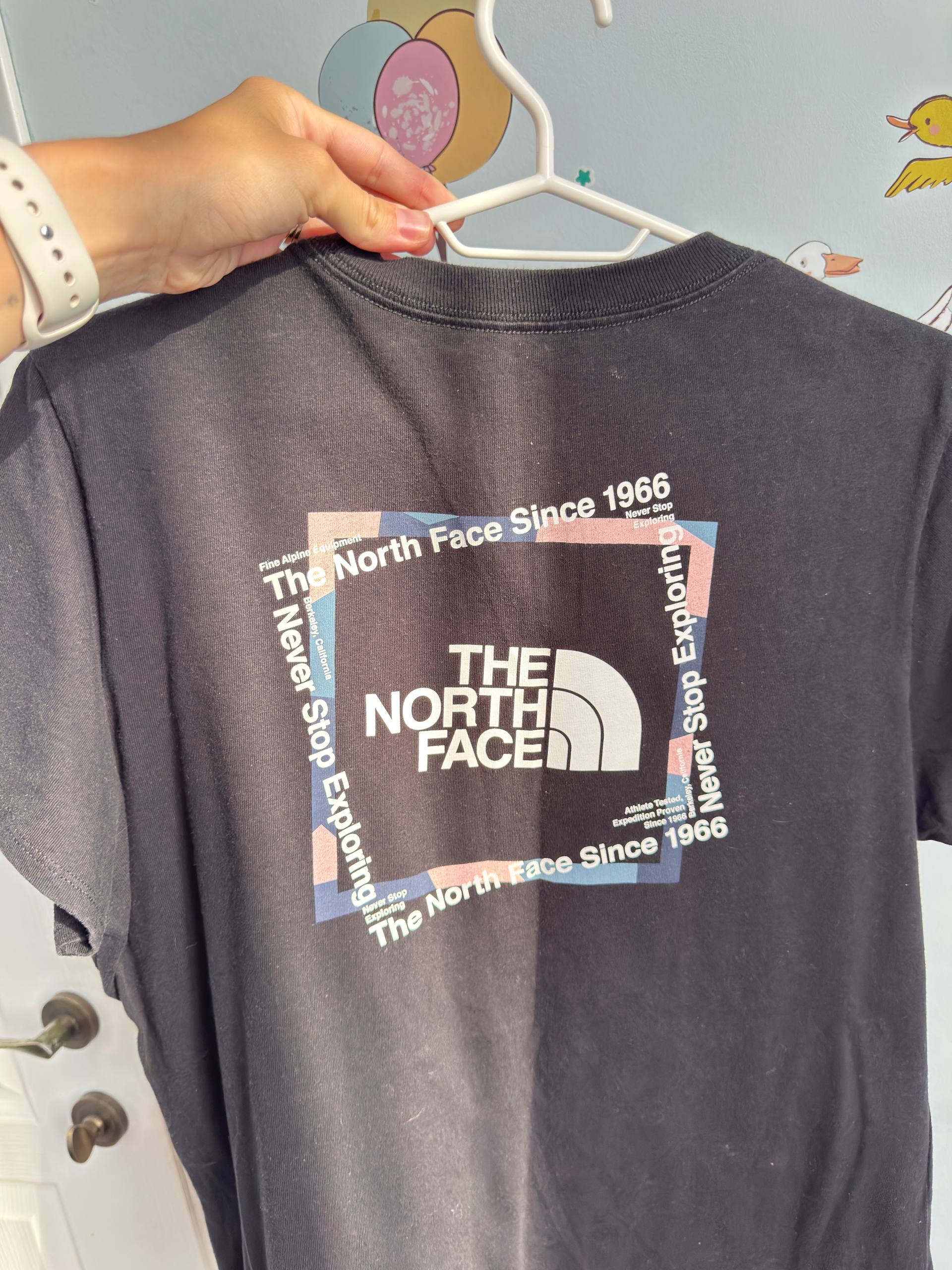 Футболка The North Face женская, размер L