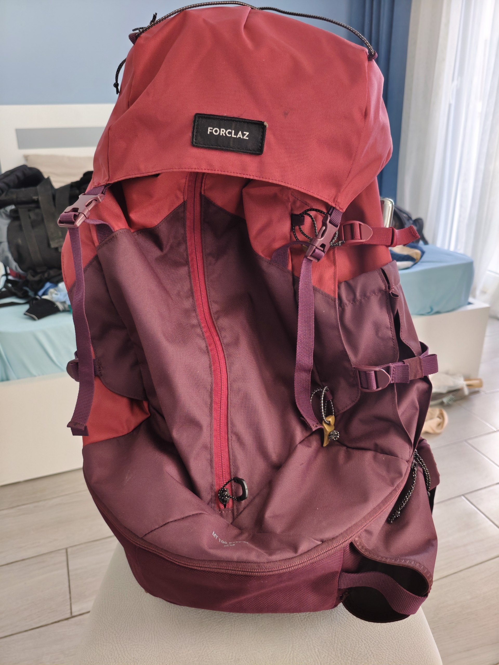Рюкзак Forclaz MT 100 50L с дождевым чехлом