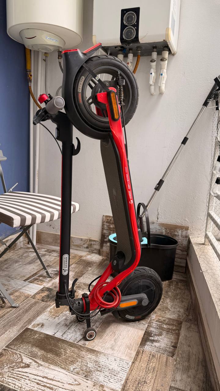 Электросамокат Ninebot Segway D18E