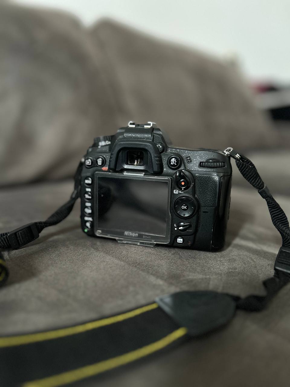 Nikon D7000 + Sigma 50mm f/1.4 EX DG HSM комплект