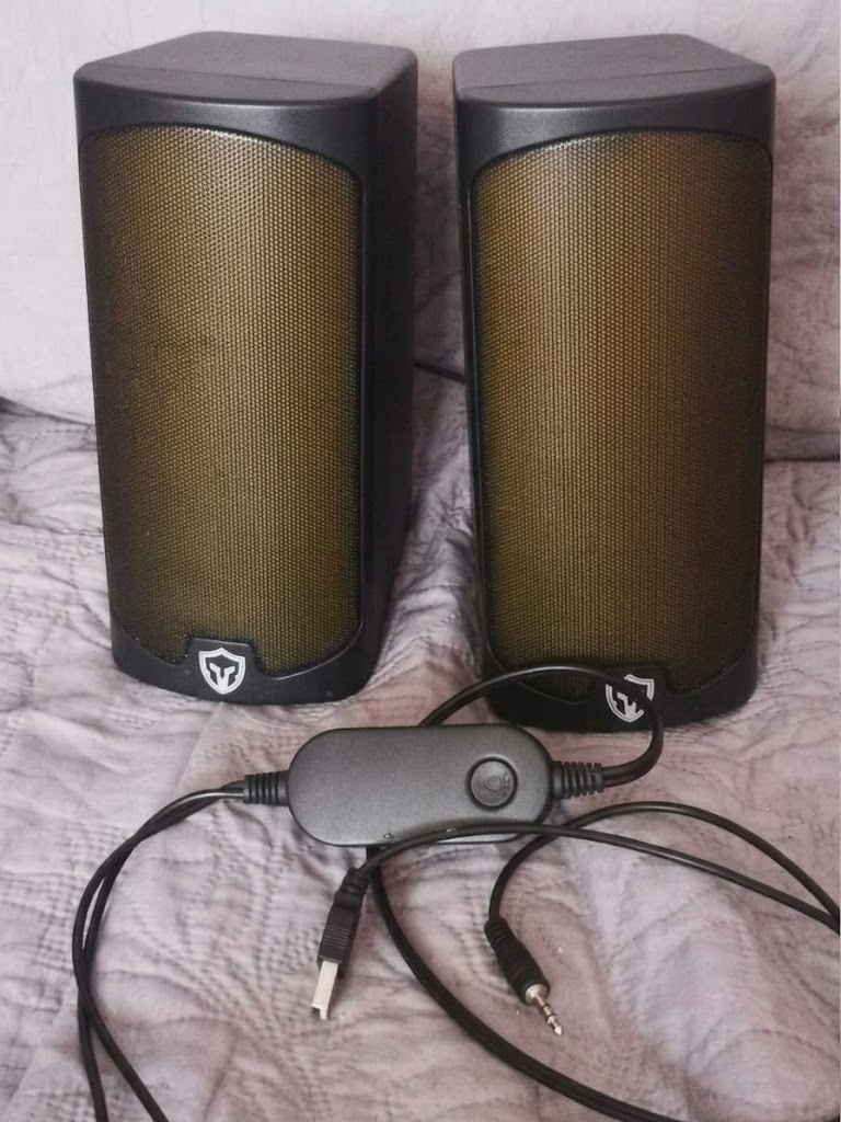 Игровые компьютерные колонки Battletron Gaming Speakers (RGB)