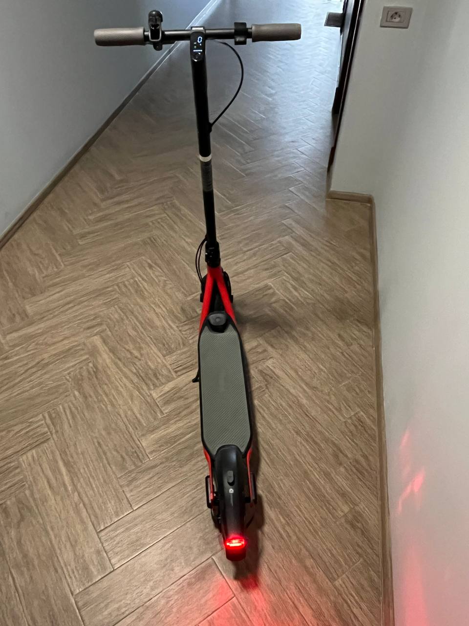 Электросамокат Segway Ninebot D18E